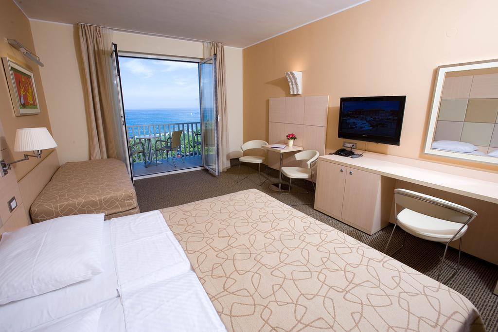 Hotel Mirta - San Simon Resort Ізола Номер фото